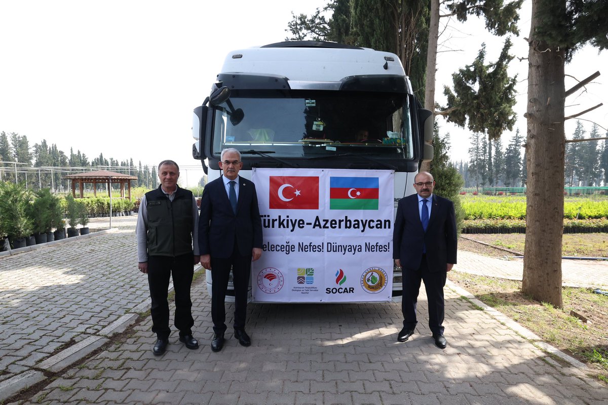 BekirKARACABEY_'s tweet photo. 100 bin fidan kardeş ülke için yola çıktı!

Karabağ ve çevresinde yürütülecek ağaçlandırma çalışmaları kapsamında, Genel Müdürlüğümüz tarafından hibe edilen 100 bin fidan ve 100 kg tohumla kardeş Azerbaycan’da geleceğe nefes oluyoruz. 🇹🇷🇦🇿

#YeşilVatan #Azerbaycan #GeleceğeNefes https://t.co/sMsCTATcdQ