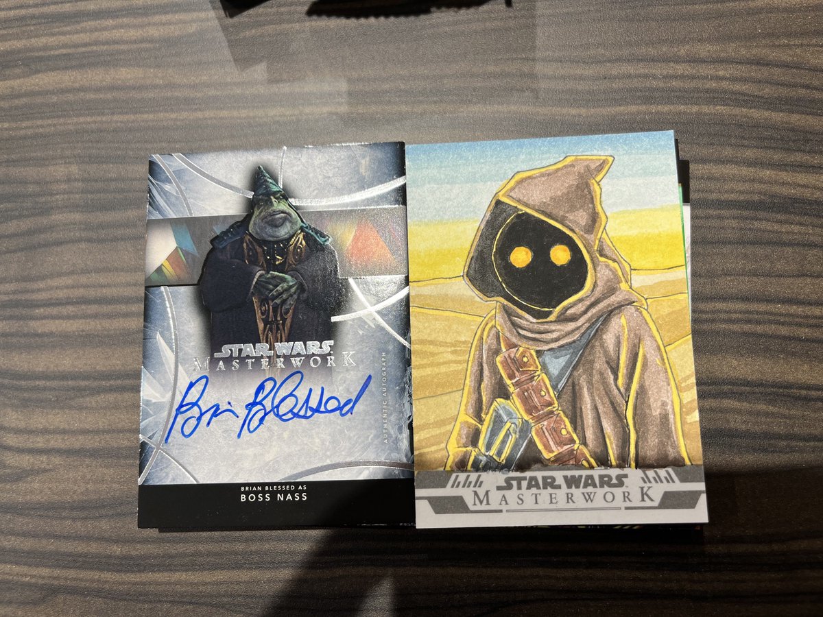 LokiYondu's tweet image. ボスナスの声優の人サイン当たったきっかけで調べたらまさかのターザンでメインヴィランのクレイトンの声やってる方なんだ💦

ハズレだーって落ち込んでたけどディズニーヴィランズ推しとしては割と嬉しいかも……？？
#topps #masterwork #ターザン　#ディズニーヴィランズ