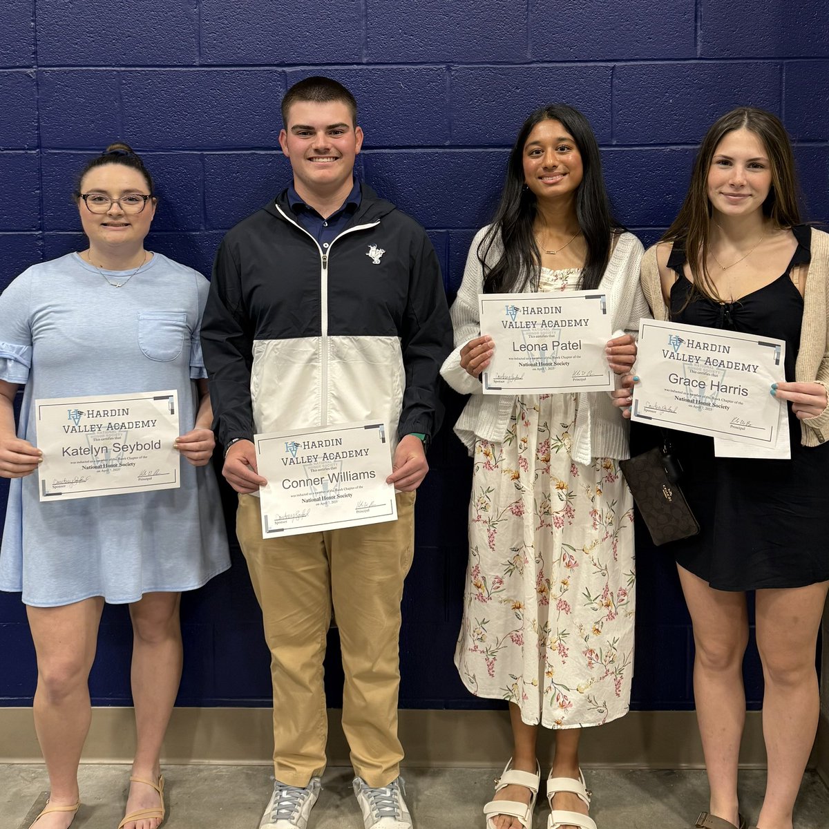 HVAGolf's tweet image. Congratulations to Katelyn Seybold, Conner Williams, Leona Patel, and Grace Harris on their induction into the National Honor Society.