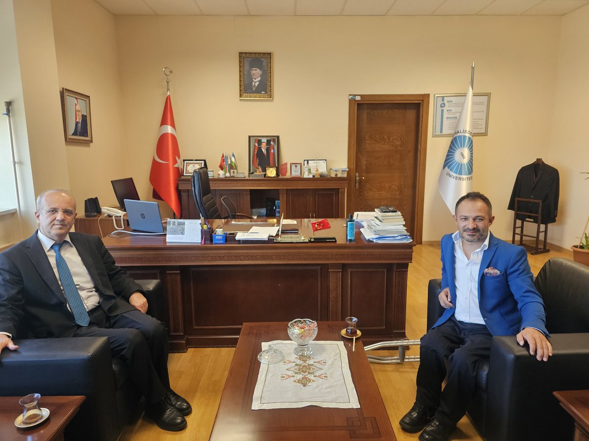 Prof. Dr. Bekir Çınar (@cinarbekir42) on Twitter photo Pozitif Engelsizler Sanat Topluluğu (PEKSEM) Genel Müdürü Sayın Seyfettin Işık, Dekanlığımızı ziyaret ederek, yapılabilecek ortak sanat faaliyetleri konusunda istişare yapılmıştır.
Ziyaretleri için teşekkür ederiz.
<a href="/NOHUniversitesi/">Niğde Ömer Halisdemir Üniversitesi</a>
<a href="/nohuef/">NÖHÜ Eğitim Fakültesi</a>
<a href="/peksem/">PEKSEM Genel Müdürlüğü</a> Pozitif Engelsizler Sanat Topluluğu (PEKSEM) Genel Müdürü Sayın Seyfettin Işık, Dekanlığımızı ziyaret ederek, yapılabilecek ortak sanat faaliyetleri konusunda istişare yapılmıştır.
Ziyaretleri için teşekkür ederiz.
<a href="/NOHUniversitesi/">Niğde Ömer Halisdemir Üniversitesi</a>
<a href="/nohuef/">NÖHÜ Eğitim Fakültesi</a>
<a href="/peksem/">PEKSEM Genel Müdürlüğü</a>