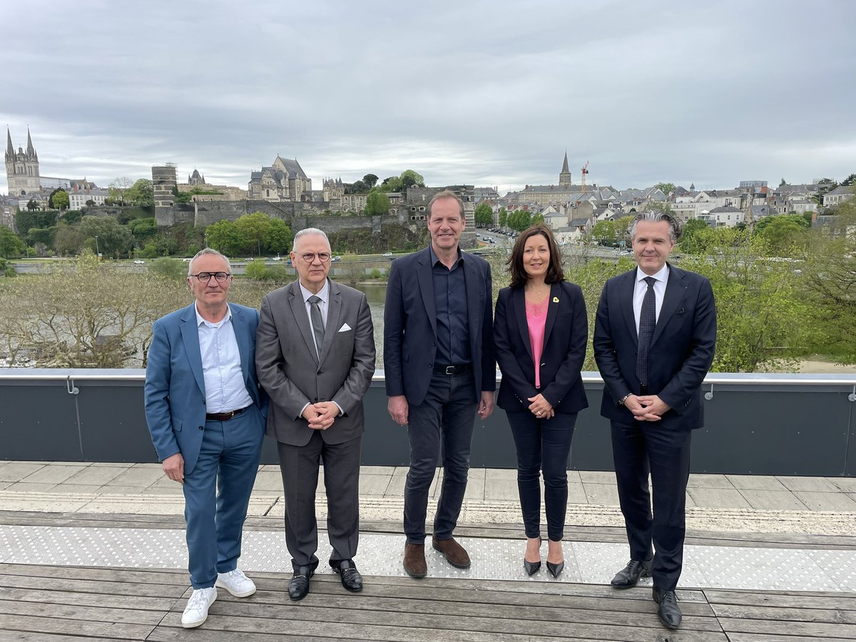 Majorité départementale 49 tweet media