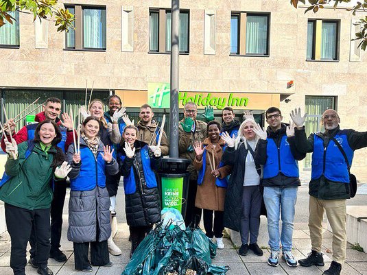 [韩国人李萬熙 和平故事│HWPL 新闻通讯(55)]
通过环境净化、教育、演讲带头实现和平
vo.la/NDdEJKG

#HWPL #和平故事 #李萬熙_代表 #DPCW #和平教育 #manheelee #和平使者 #PEACE_HERO #和平 #和平万国会议 #地球村终止战争和平宣言