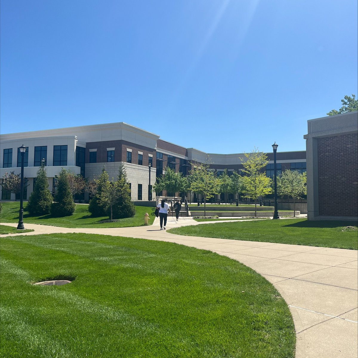 All SKYCTC campuses will close at 11:15 a.m. today in observance of Good Friday. If you need general assistance, please contact the Go KCTCS! Student Service Center any time at 855-246-2482.