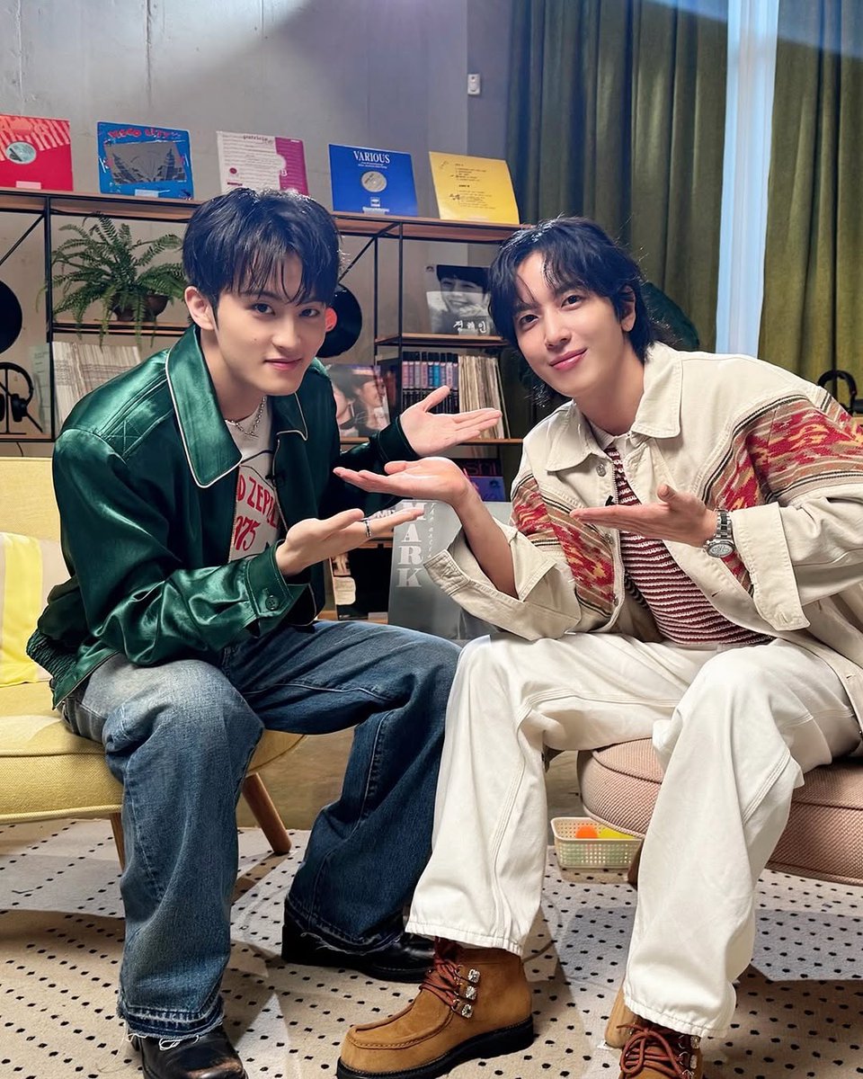 CNBLUE」#ヨンファ＆「#NCT」#マーク、仲のいい姿が微笑ましい…「LP