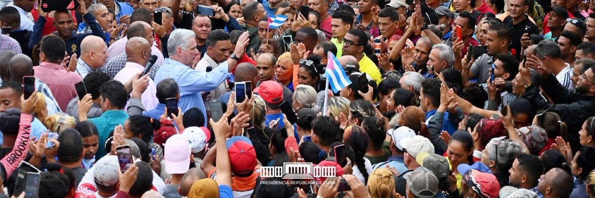 “La vinculación más profunda y permanente con las masas fue ayer, es hoy y deberá ser siempre la brújula de nuestro Partido.” 
#Fidel II Congreso del <a href="/PartidoPCC/">Partido Comunista de Cuba</a>  

#YoSigoAMiPresidente
<a href="/DiazCanelB/">Miguel Díaz-Canel Bermúdez</a> 
#UnidosXCuba #CubaVencerá #PorCubaJuntosCreamos