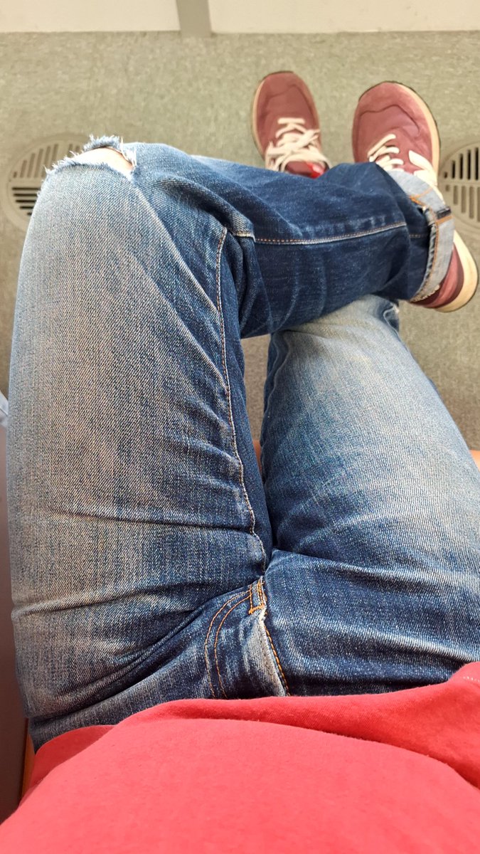 tQ12jMMY8kYdyh8's tweet photo. Levi's502
買ってしまいました。
ピッタリサイズ穿きたくなりまして。
先のビリビリLEEともっとビリッビリのLEVI'S501 LVCと悩んだのですが結局これで!
色落ちもかなりのお気に入り
もち適度なダメージも!
#Levis502 https://t.co/rbLPqfsSV5