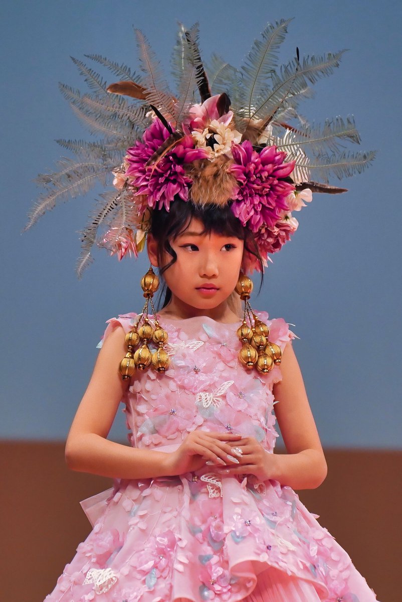 mats_mats_mats's tweet photo. 2025.3.22
ドーンセンター
#SMASH! #SMASH2025
#butbuttermilk
hanamiyabiステージ #花の子
#あゆりん #あゆりんこ #AYURI
#ピュアフル撮影会 モデル https://t.co/3BHhoBZBQN