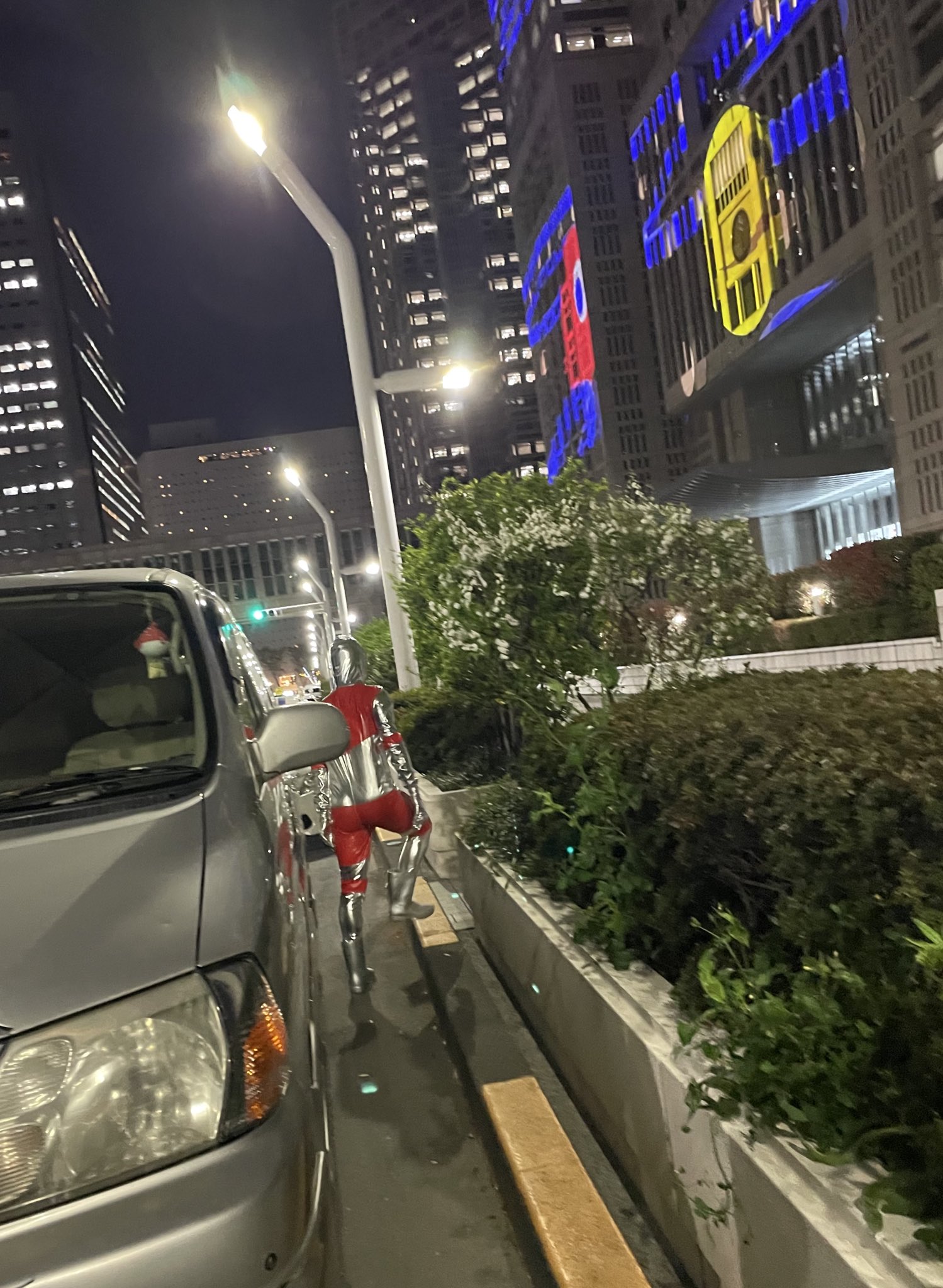 汐田 泰輝 Bye-Bye-Handの方程式 (@byebyehand_vo) / X 汐田 泰輝 Bye-Bye-Handの方程式 (@byebyehand_vo) / X