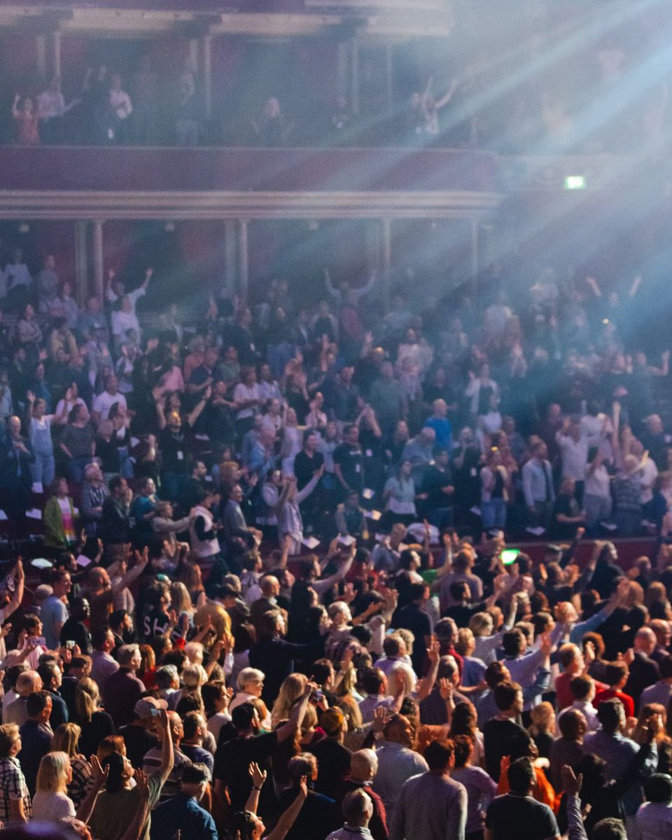 ALL FOR HIM 🙌🏼

In just 2.5 weeks we will gather at the Royal Albert Hall in London with 5,000 global leaders to worship, pray and learn together!

5-6 May 2025. Royal Albert Hall. London.

Book your place today!

leadershipconference.org.uk/lc25