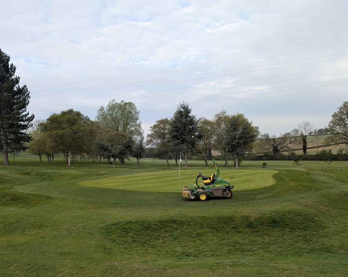 Loz Ryan tweet media