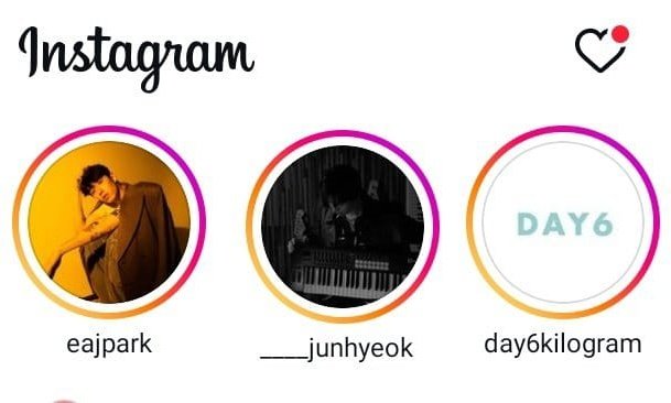 "Kami dulu segrup kok"
 "itulah asal mulanya nama band kami, DAY6"
"Senin : jae, selasa : sungjin, rabu : youngk, kamis : junhyeok, jum'at : wonpil, sabtu : dowoon, minggu istirahat dulu" 😇😇