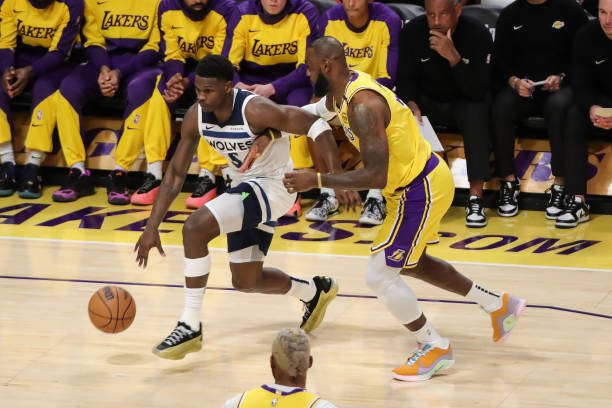 Key for the underdog #6 seed <a href="/Timberwolves/">Minnesota Timberwolves</a> to upset the favored #3 seed <a href="/Lakers/">Los Angeles Lakers</a> is for @TheAntEdwards_ and Julius Randle to attack overrated <a href="/KingJames/">LeBron James</a>'s defense and not settle for volume 3s.

Washed overrated Lebron is a trash defender and is the Lakers' weak link.