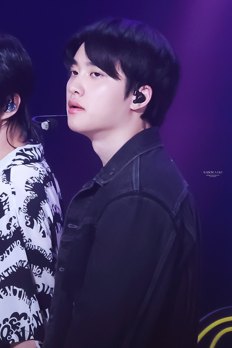 230711 

정말 얼굴도 얼굴이지만 얼굴도 얼굴인 도경수❤️

#경수 #디오 #도경수 #KYUNGSOO #DO (D.O.) #Dohkyungsoo #都暻秀 #ド・ギョンス