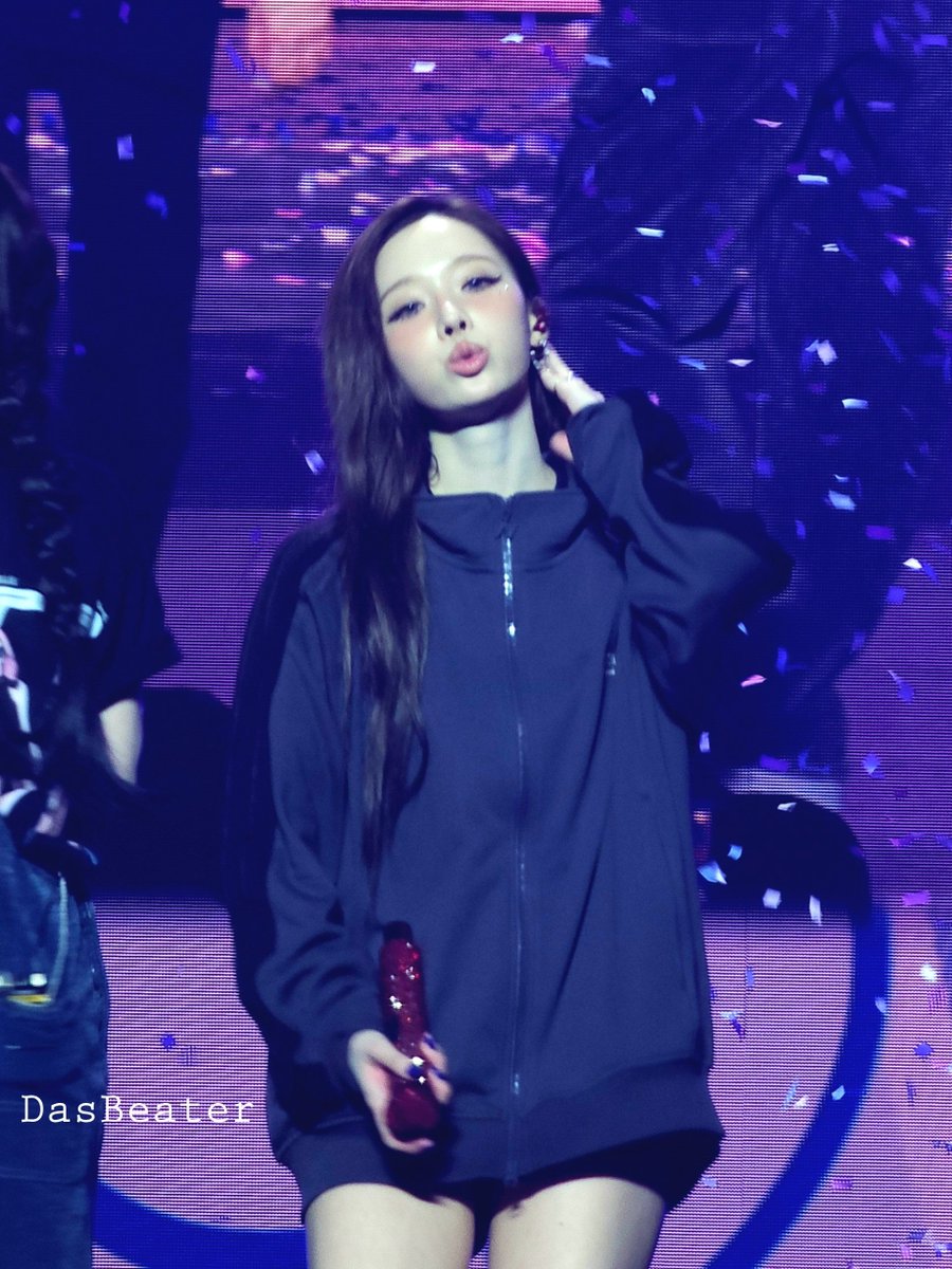 DasBeater's tweet image. 💋
#WINTER #윈터 #ウィンター
#aespa #에스파 #SYNK_PARALLELLINE_LOSANGELES #aespa_SYNK_PARALLELLINE
