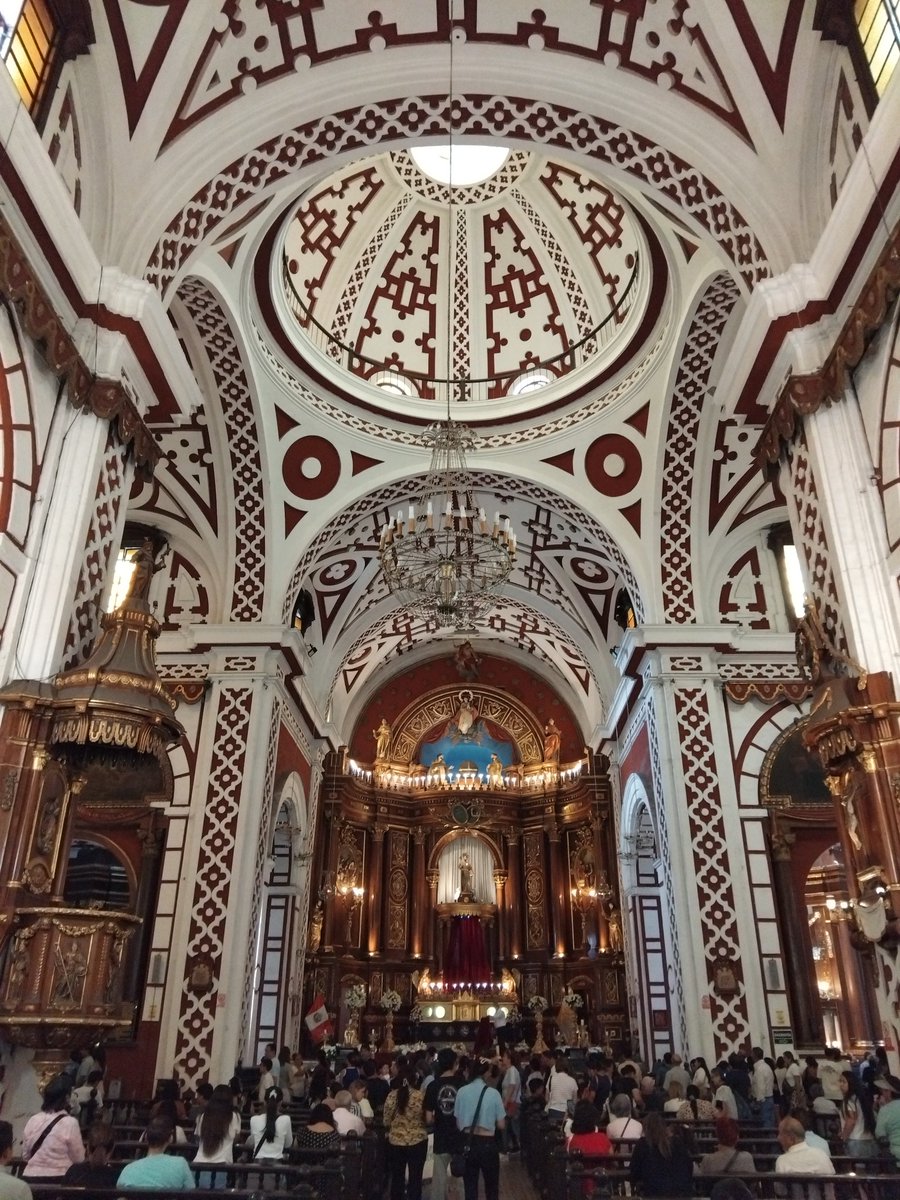 ljimenezcampos's tweet photo. Ig San Francisco, Lima y la plenitud de un barroco propio no solo en lo constructivo sino también en lo ornamental y decorativo https://t.co/hVn41wbs28