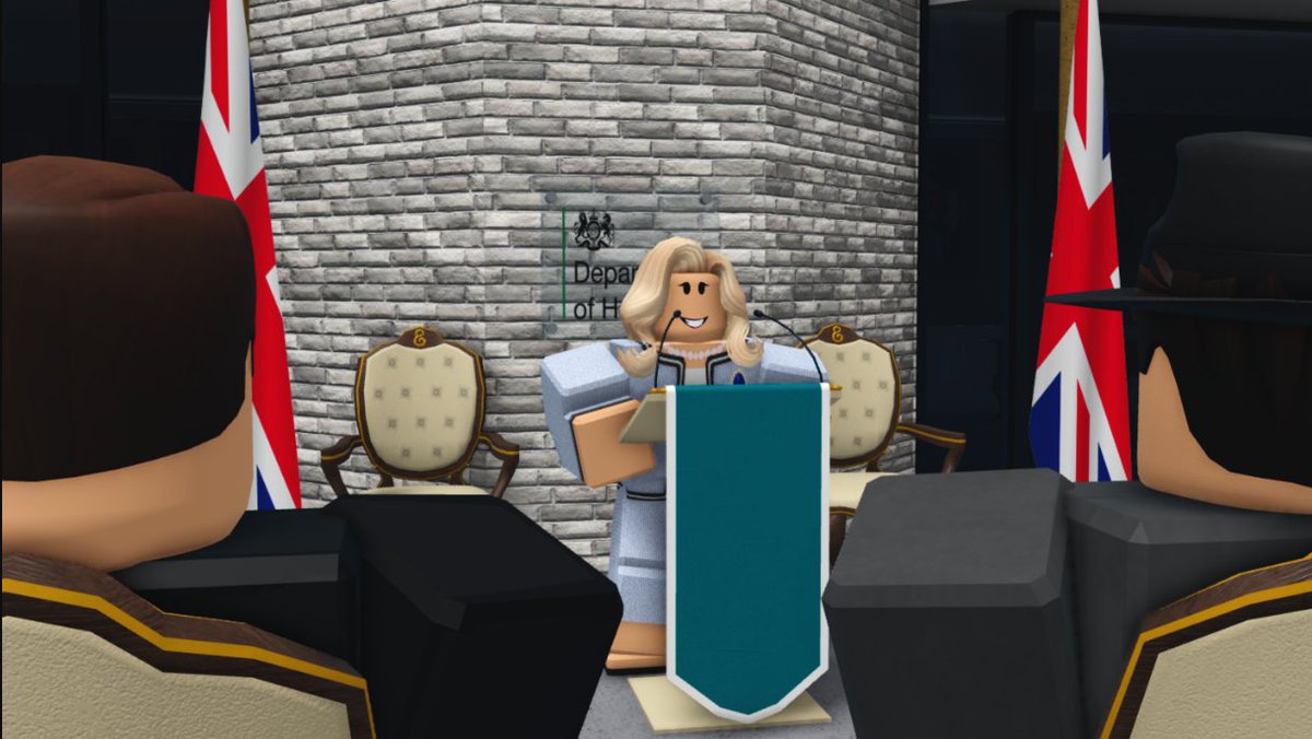 🦠👉 The Secretary of Health and Social Care held a press briefing for the public explaining the new precautions that will be taken for the virus. More will be posted in the following hours.