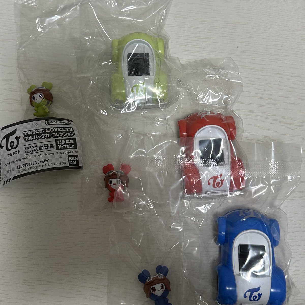 twiceプルバックカー交換
ミナ⇄モモ＞サナ
ジョンヨン、チェヨン、ツウィ⇄ナヨン、ダヒョン
郵送での交換希望です。
お気軽にdmリプしてください🙇‍♂️

#twice交換　プルバックカー　ガチャガチャ