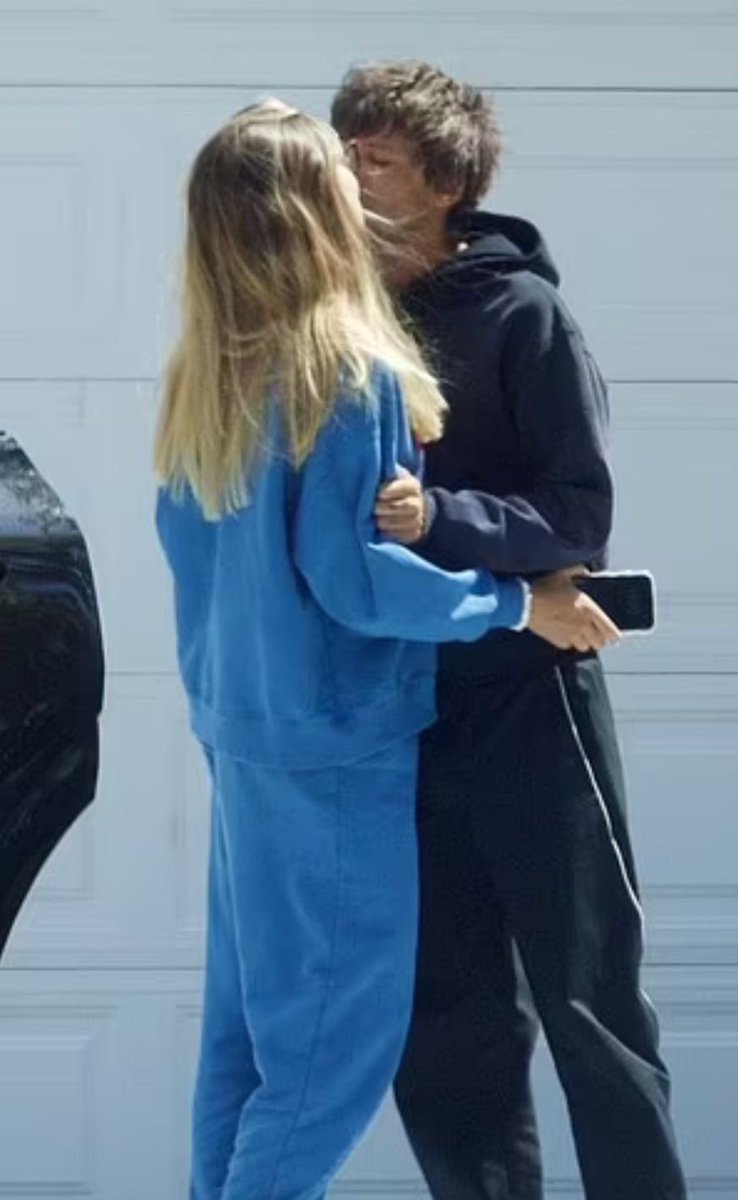 LOUIS????????????????????