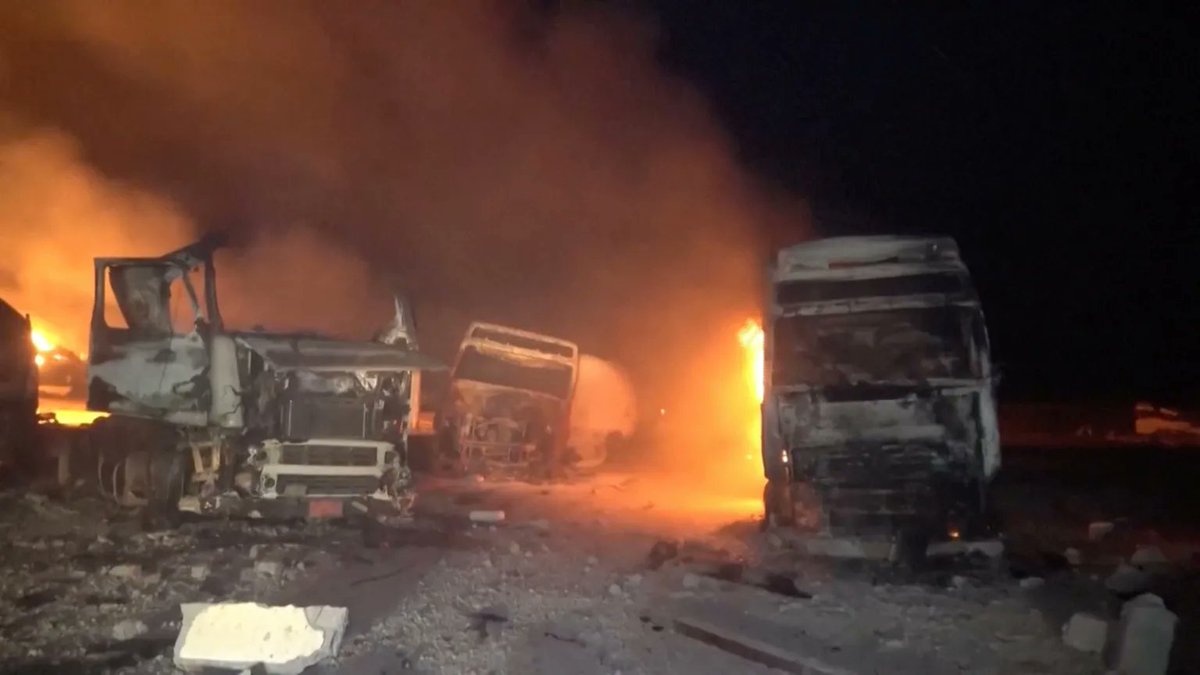 Mahakaal_22's tweet photo. US  air strikes on a key oil terminal on Yemen's Red Sea coast controlled by the Houthi movement have killed at least 58 people and wounded 126 others, Houthi-run media say. https://t.co/mIWoFvmybe