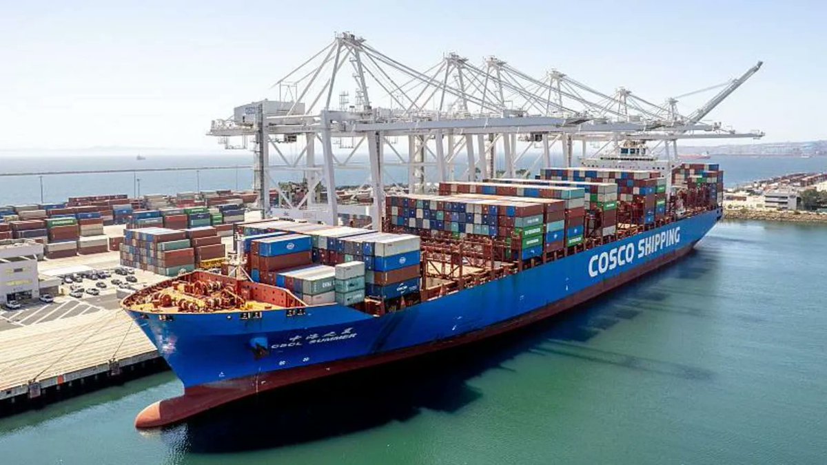 Mahakaal_22's tweet photo. The US has revealed plans to impose port fees on Chinese ships to try to revive shipbuilding in the US and challenge China's dominance of the industry. https://t.co/bkcaEKzefr