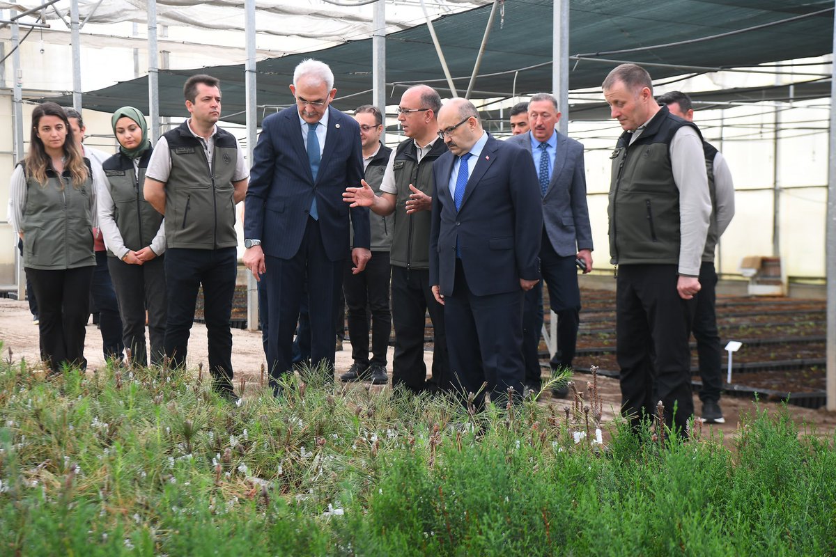 TC_Balikesir's tweet photo. 🔹 Vali İsmail Ustaoğlu, Orman Genel Müdürü Bekir Karacabey ile birlikte Balıkesir Orman Fidanlık Müdürlüğünü ziyaret etti. https://t.co/ERywq0f8yH