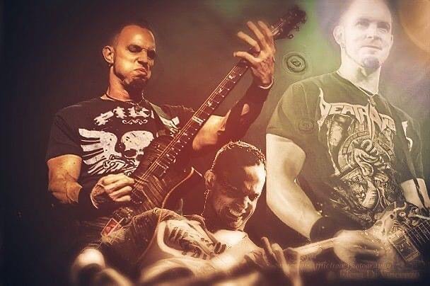 Long life to the reign of Mark Tremonster Tremonti <a href="/MarkTTremonti/">Mark Tremonti</a> ! Happy birthday GrandMaster of guitar
(©📷 to the owners artwork by me)