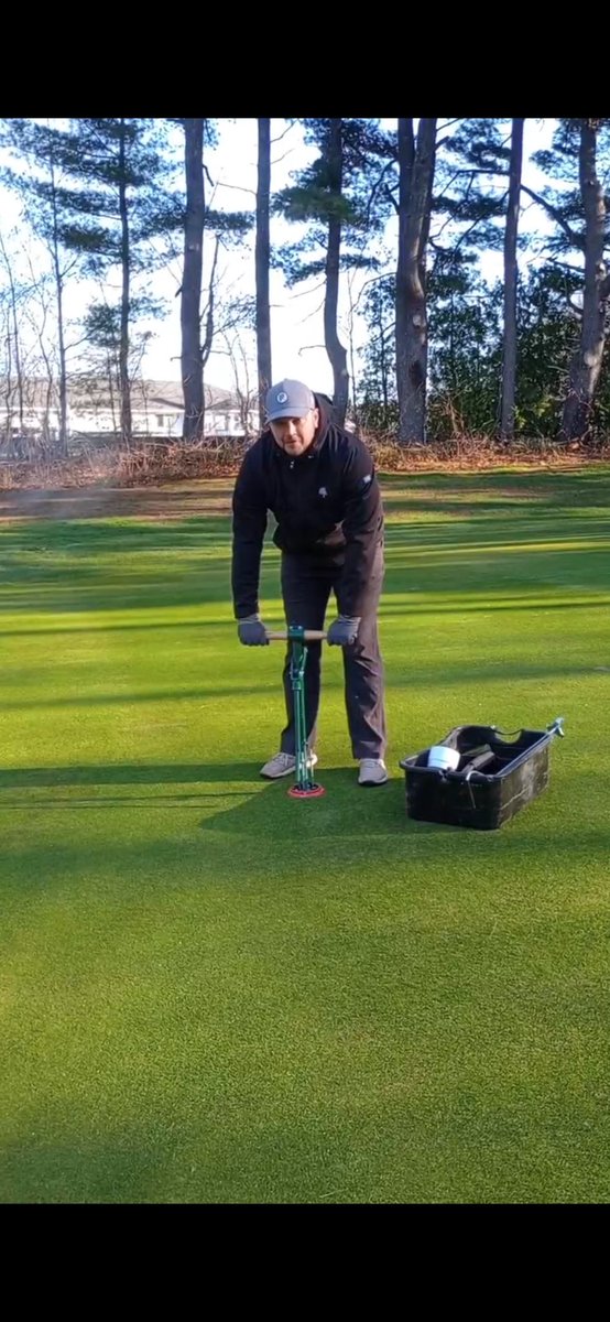 JoshLennie's tweet image. How it started when I took over in October vs how it’s going now… 

When I took over this green had been closed since May 2024. Today I opened for the first time in just under a year.