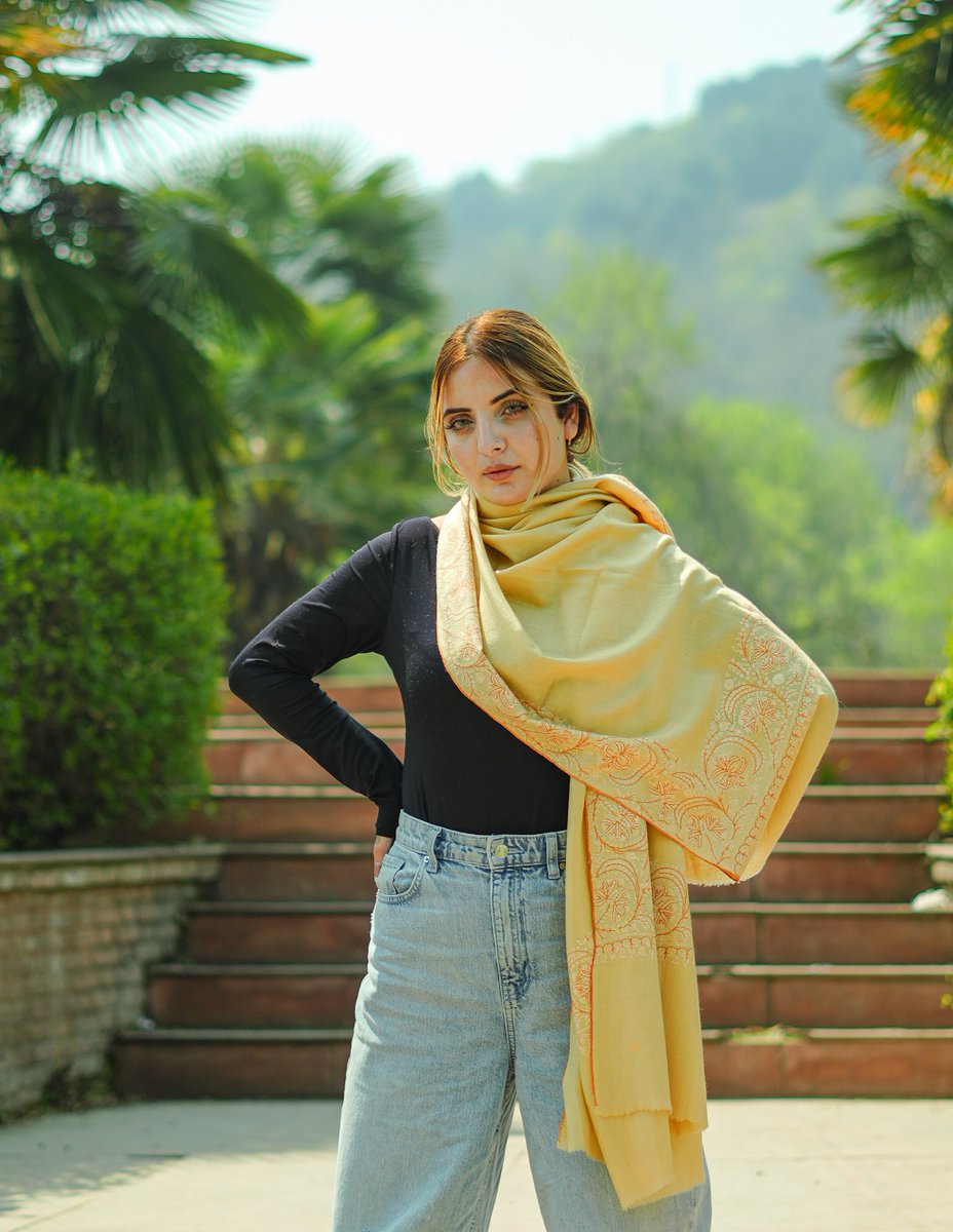 PashmIndia's tweet photo. At Pashm India,we don’t just make shawls-we preserve a legacy.
Each piece is handwoven in Kashmir,designed to bring timeless grace to modern wardrobes.

#pashmindia #craftedkashmir #timelesselegance#luxuryintradition https://t.co/iy81St7Qhg
