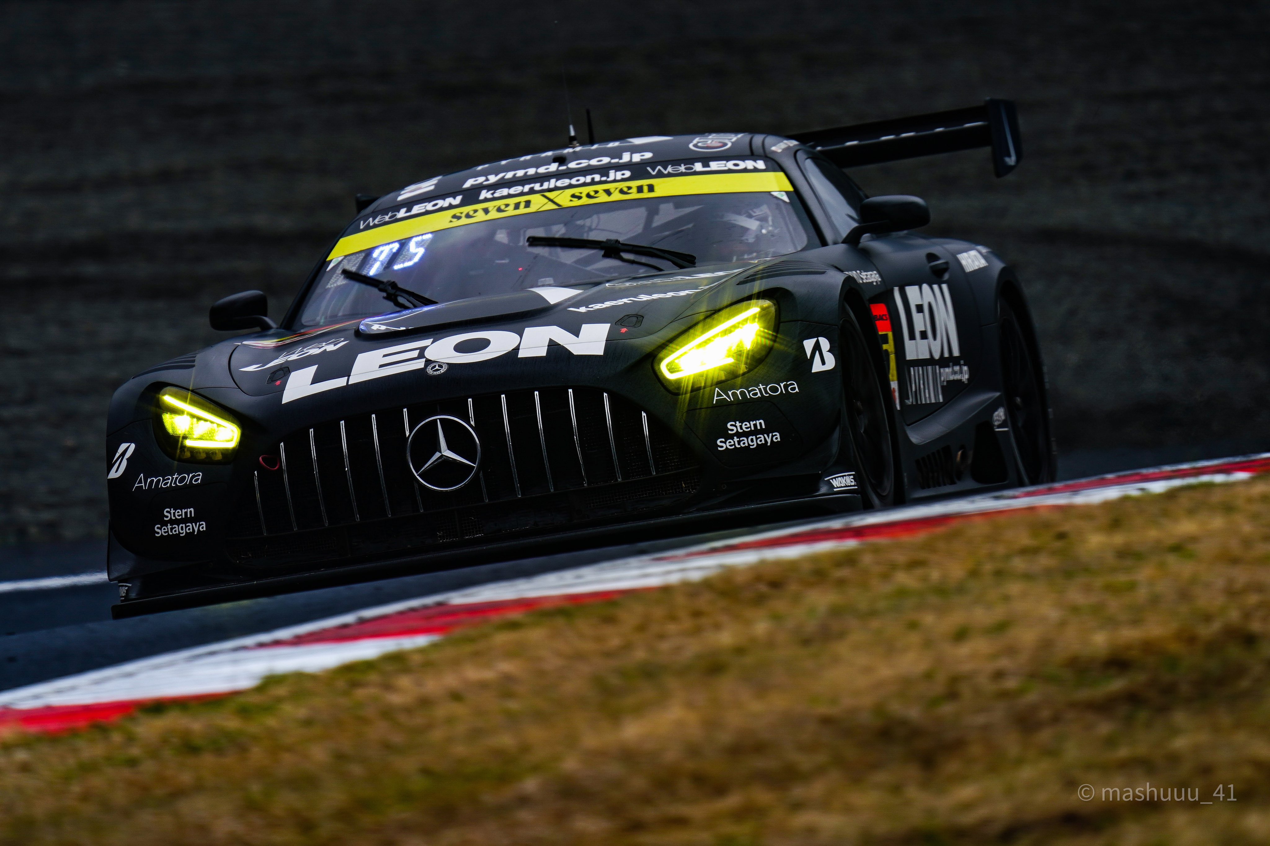 【yagis 】RUN OF LEON掲載　2025 yagis 】RUN OF LEON掲載 2025 Moments