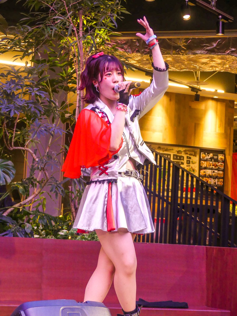 xxkeytyxx655321's tweet photo. 札幌candysその4
じゅったんさん
真剣な時と楽しそうな時と
ギャップ凄い程いい感じでした!
#札幌candys
#じゅったん
#candys
#Bivi新札幌
#BiviPARK https://t.co/MZfbOF3eQt
