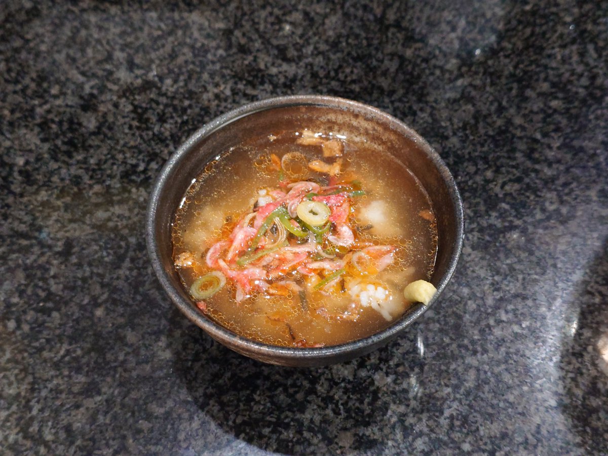 kazuki_98's tweet photo. 冷やし海老SOBA(お茶漬け付き)、味玉 (扶桑町 RAMEN光鶏 @310Ramen) 

暑さにやられてた所に、気まぐれ限定で冷やし…。
冷たいの食べたい…。
という事で行ってきました。

めっちゃ海老＆しっかり出汁の風味。
美味しゅうございました🙇

#冷やし海老SOBA
#海老SOBA
#RAMEN光鶏
#光鶏 https://t.co/fAUg5pEmwb