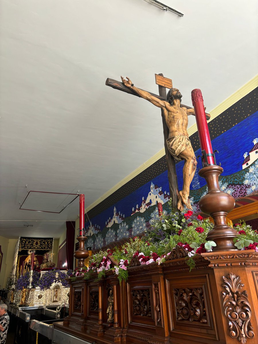 Hermandad del Yacente tweet media