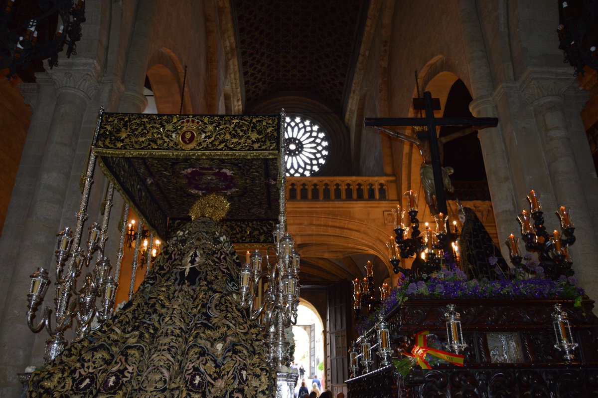 Todo preparado para un nuevo Viernes
Santo en la Real Iglesia de San Pablo.

A las 19 horas saldrá la cruz de guía de la Expiración para realizar nuestra Estación de Penitencia por las calles de Córdoba.

#expiracioncordoba
#SSantaCordoba25
#ViernesSanto