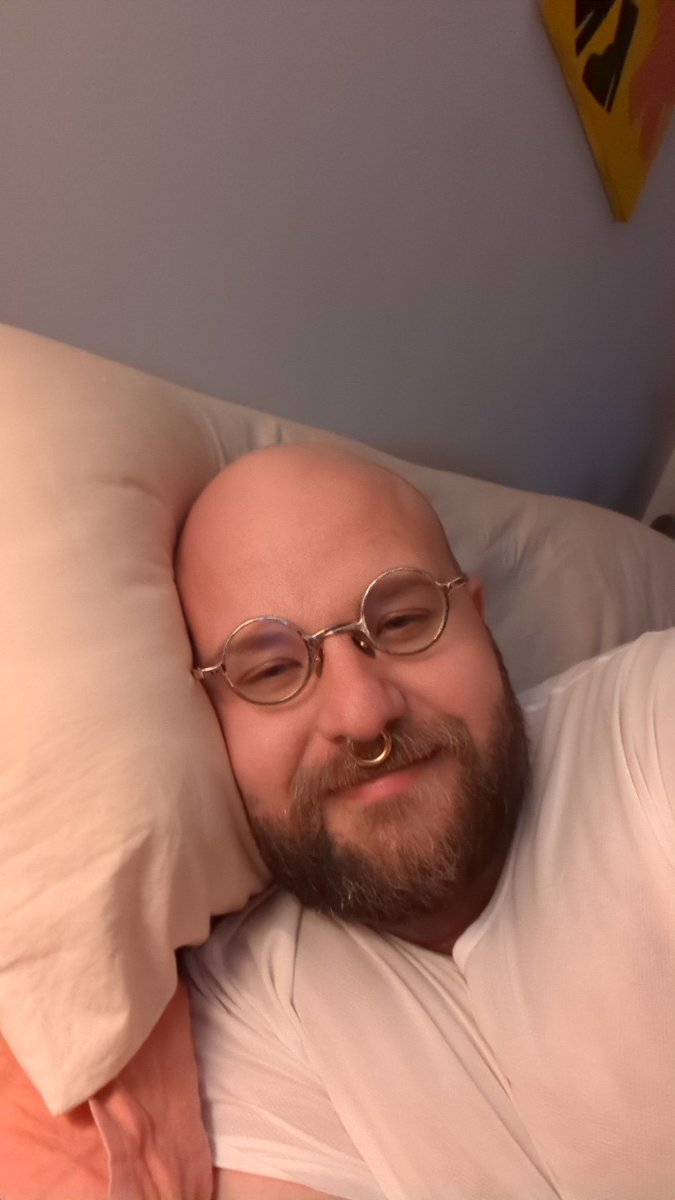 I had a really nice day to kick off holidays - beard trim, cleaned room, had 4 friends come over to **** and ****, got a lil high, ate some biang biang noodles and gelato - all is good.