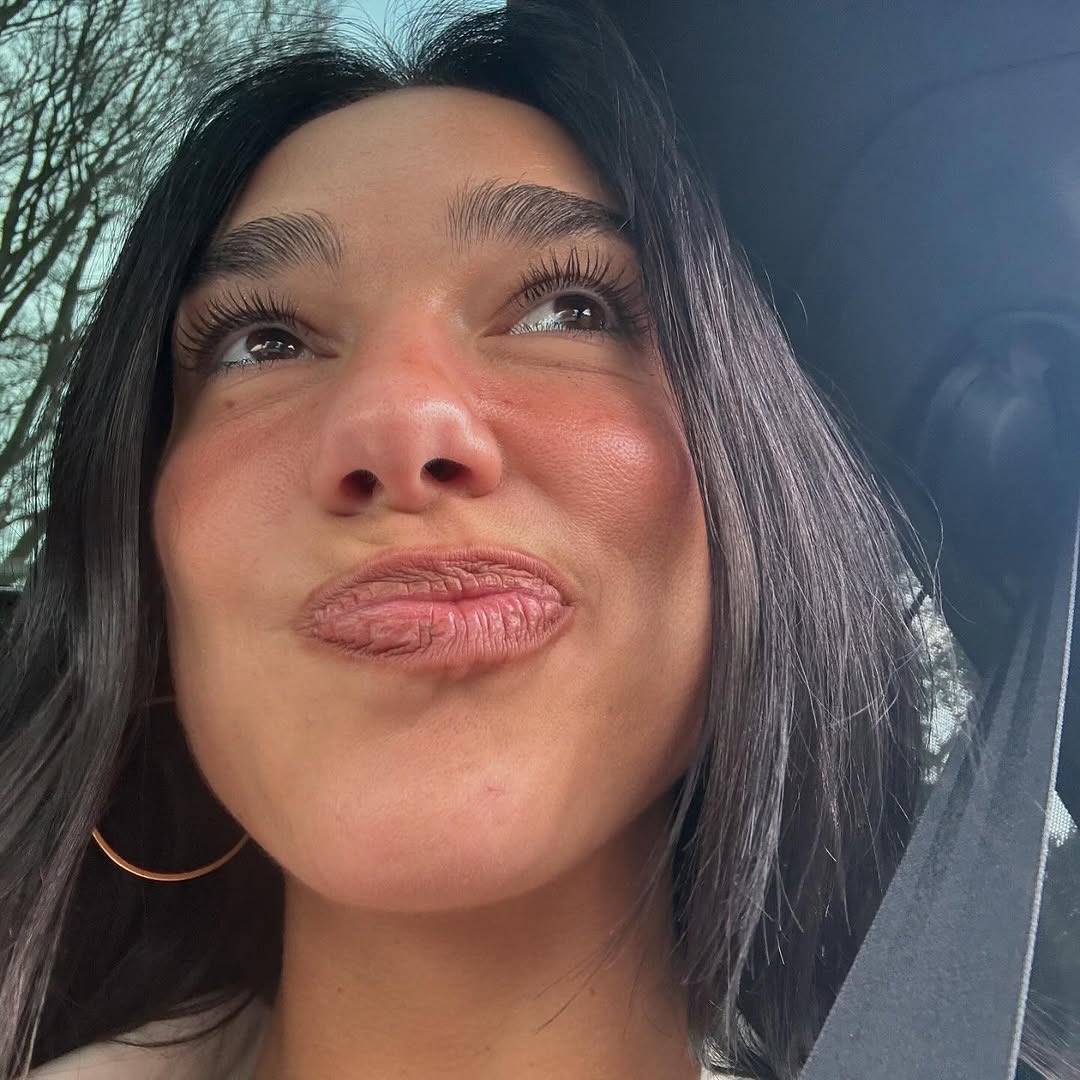 DUALIPA's tweet photo. 🌼 spring has sprungggg 🌼 https://t.co/O61uNQPUlt