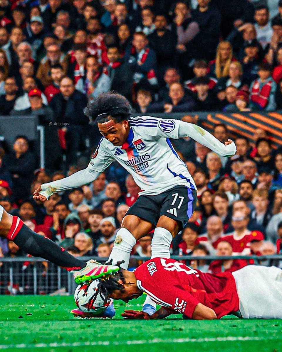 utdsnaps's tweet photo. Talk about this block 😮‍💨 https://t.co/BycTl60XNL
