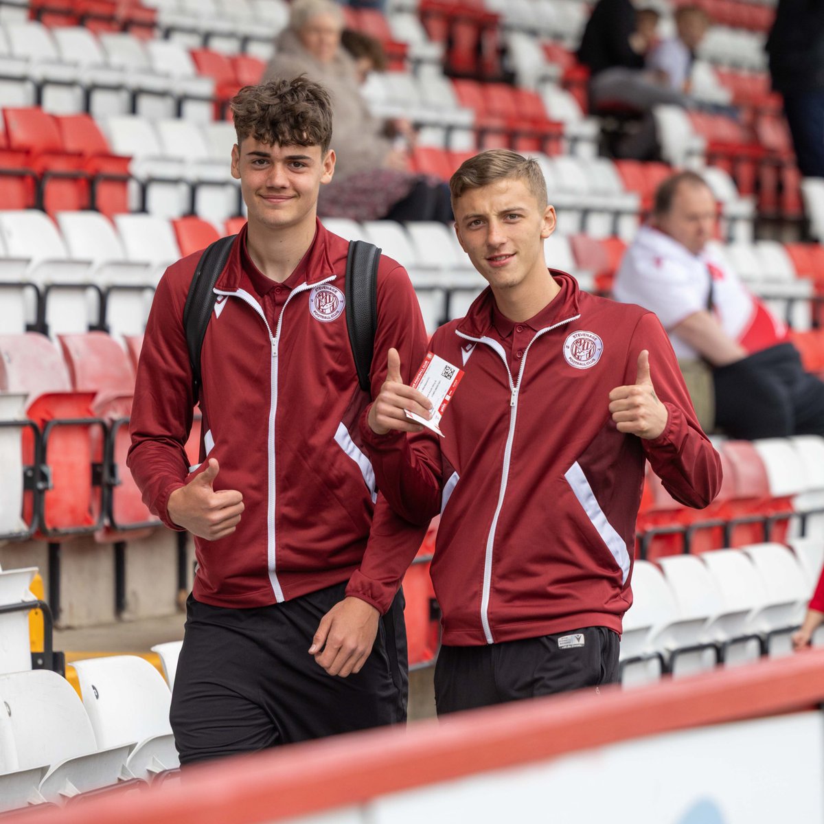Stevenage FC 🔴⚪ tweet media