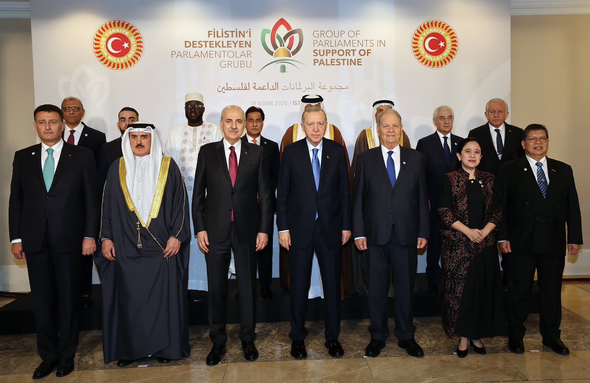 tcbestepe_ar's tweet photo. الرئيس أردوغان: "الدفاع عن فلسطين هو دفاع عن الإنسانية والسلام والعدالة"
https://t.co/q3cEo8Swe2 https://t.co/DgtnzKwxa1