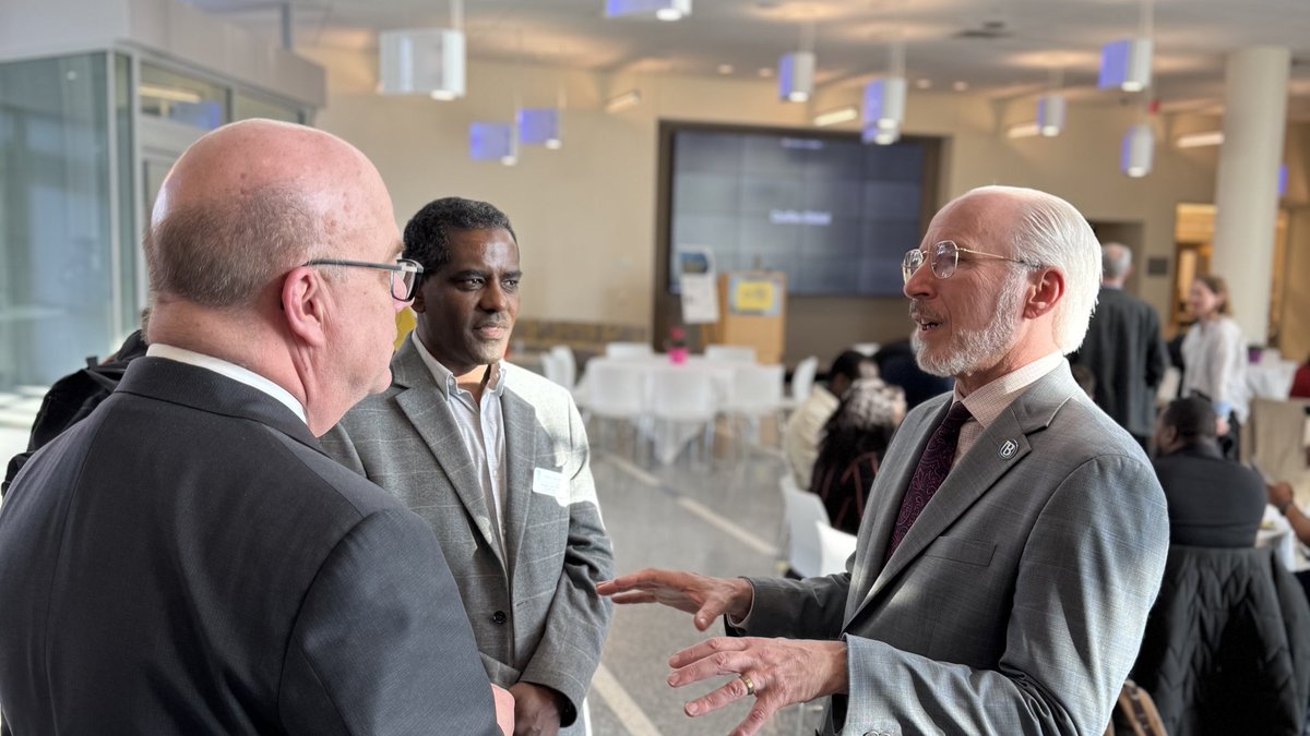 RepMcGovern's tweet photo. Defending human rights and opposing authoritarian regimes takes planning, unity, and nonviolent discipline. But when people power is mobilized for good, it is the best hope we have for turning the tide of oppression.

Great to be with graduate & undergraduate students at @UMassBoston for the Slomoff Lecture. You all give me hope for our future!