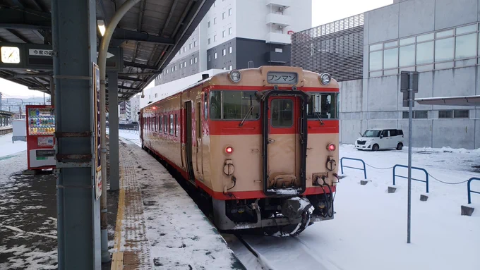 コナンにめっちゃこの車両出てくるの推せるな