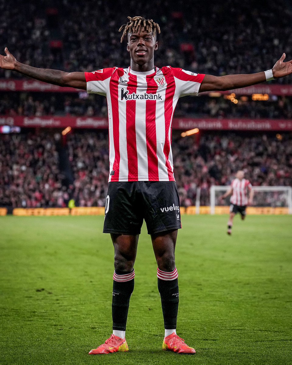 433bilbao's tweet photo. Media Europa se peleó por él en verano pero decidió quedarse en el Athletic Club.

El Barcelona lo tenía "fichado" pero decidió quedarse en el ATHLETIC CLUB.

Quedarse para noches como la de ayer.

Y las que quedan… https://t.co/NXg1lReA4u
