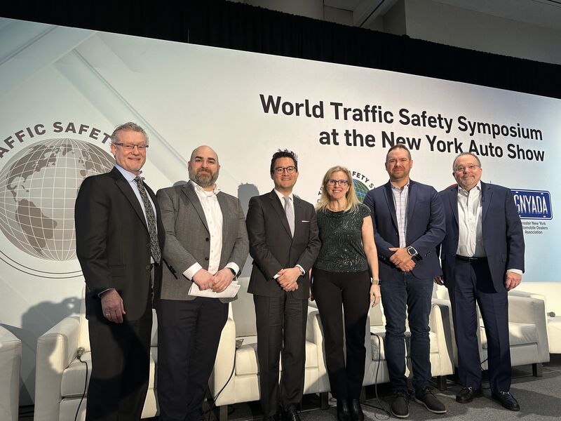 Partners for Automated Vehicle Education (@pavecampaign) on Twitter photo Earlier this week, PAVE's Executive Director, Tara Andringa, spoke at the World Traffic Safety Symposium on the role of #data and #AI in traffic safety. Thanks to <a href="/DrRicMartinez/">Ricardo Martinez, MD</a> for inviting PAVE to participate in this important discussion! Earlier this week, PAVE's Executive Director, Tara Andringa, spoke at the World Traffic Safety Symposium on the role of #data and #AI in traffic safety. Thanks to <a href="/DrRicMartinez/">Ricardo Martinez, MD</a> for inviting PAVE to participate in this important discussion!