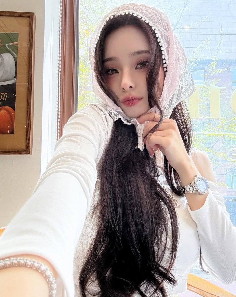 ㅤ
ㅤ
ᅠᅠᅠㅤ     ˳ㅤ   ۟    𝒜𝑛𝑔é𝑙𝑖𝑞͡𝑢𝑒ㅤ  𝅼    ᡣ𐭩     ۟

ᅠᅠㅤᅠI stalk myself on the internet
ᅠᅠ    ㅤ  just to see what you'll find.
ㅤ
ㅤ