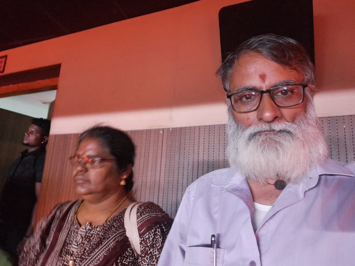 KrishnanMnm's tweet photo. @Arunachalam_Adv I have privileged to attend the function.  Thanks Dr.Kamal sir and the entire MNM team for giving us the pass. https://t.co/ivmapU190G