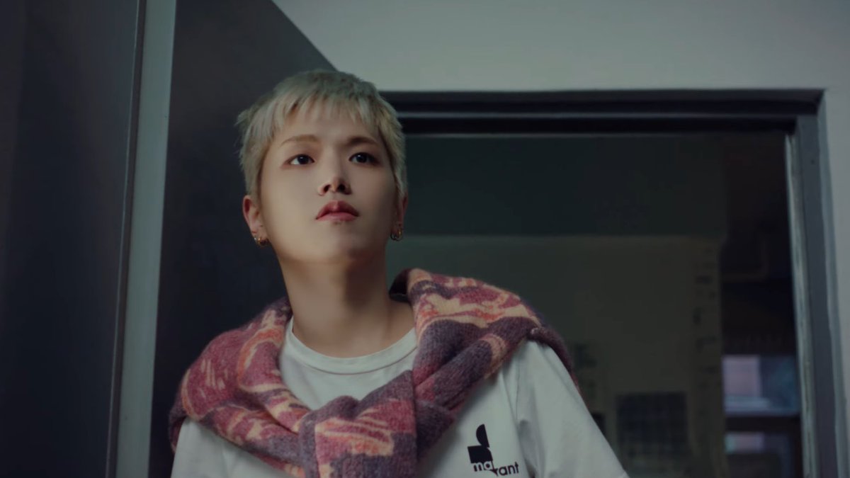 myoonqi_'s tweet photo. lee riwoo in his jack frost era 🤘#BOYNEXTDOOR_No_Genre https://t.co/m2khjjwYDU