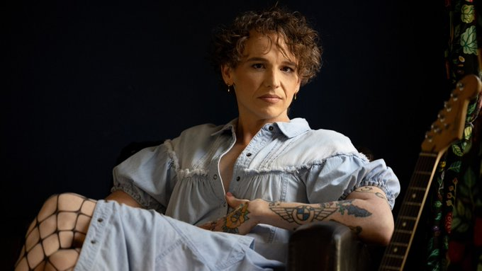 Being Trans in Country Is Dangerous. It Didn’t Stop This Singer From Coming Out

Jenni Rose, who fronts the cowpunk group <a href="/vandoliers/">Vandoliers</a>, embraces her life as a woman on the band’s new album. 

Interview: rollingstone.com/music/music-fe…