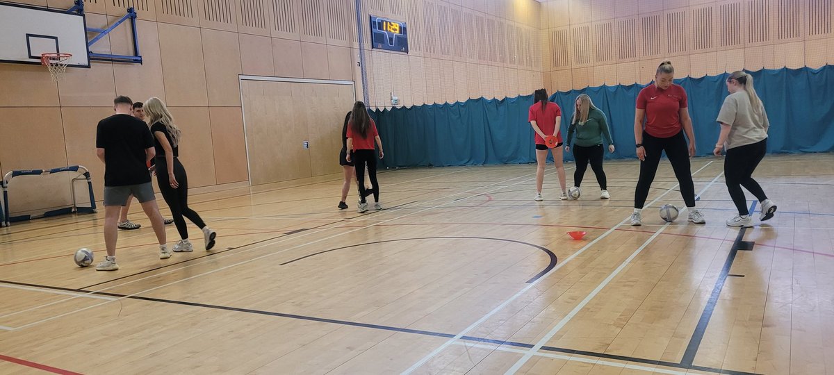 ka_leisure's tweet photo. Staff in service training this morning.

🔴 Easter camp reflection 
🔴 Continuous improvement and development 
🔴 Look forward and plan for summer https://t.co/yaltwWMNMN
