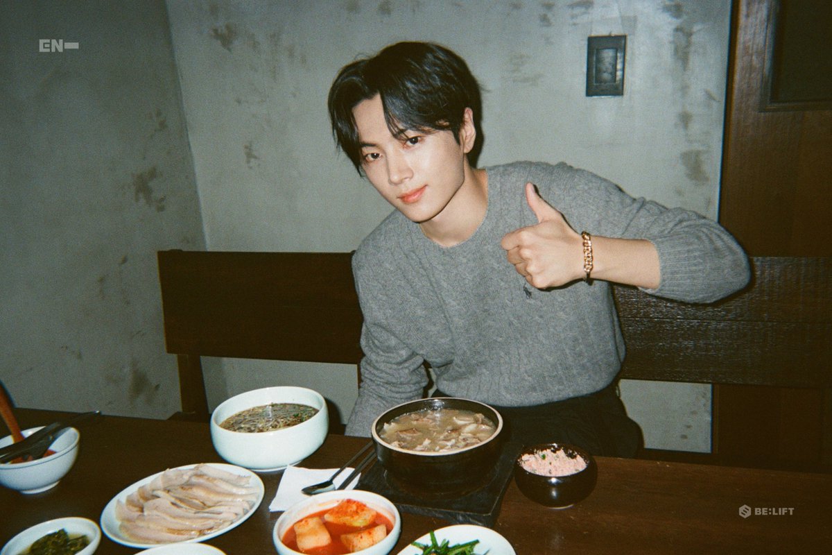 enhypenweverse's tweet photo. [PHOTO] 250418

ENHYPEN <EN-loG> AirDDrop — Jay Cut

(1/4)

@ENHYPEN_members @ENHYPEN #ENHYPEN #엔하이픈 #JAY #제이 https://t.co/hB3srhupUG