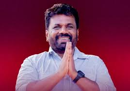 Maru Sira (@kwitharai) on Twitter photo දළදා මාලිගාවට බෝම්බ ගහපු උන්. දළදා මාලිගාවට බෝම්බ ගහපු උන්.