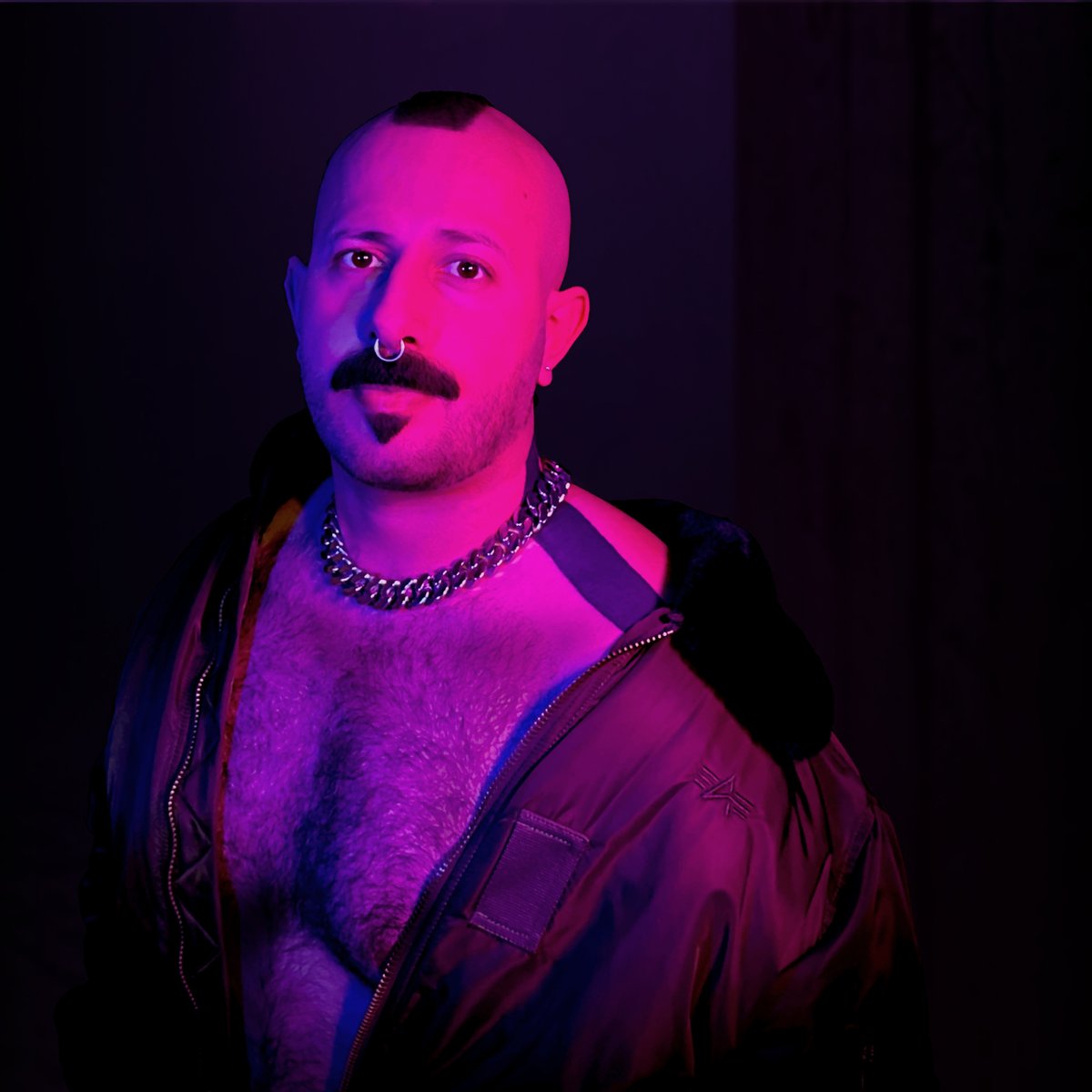 muratsofficial's tweet photo. I’m super excited to be releasing my first track “Neon Dawn” on all streaming platforms next Friday 25th April! It’s available to pre-save now on Spotify - link in bio! 

#NeonDawn #Techno #GroovyTechno #MelodicTechno #Electronic #ElectronicMusic #ElectronicDanceMusic #Groove https://t.co/TOEWGt5aUf